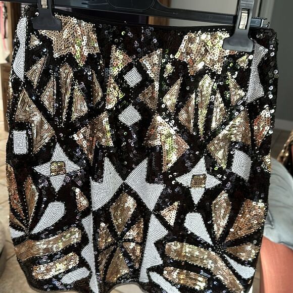 Sequins Mini Skirt - Picture 3 of 3